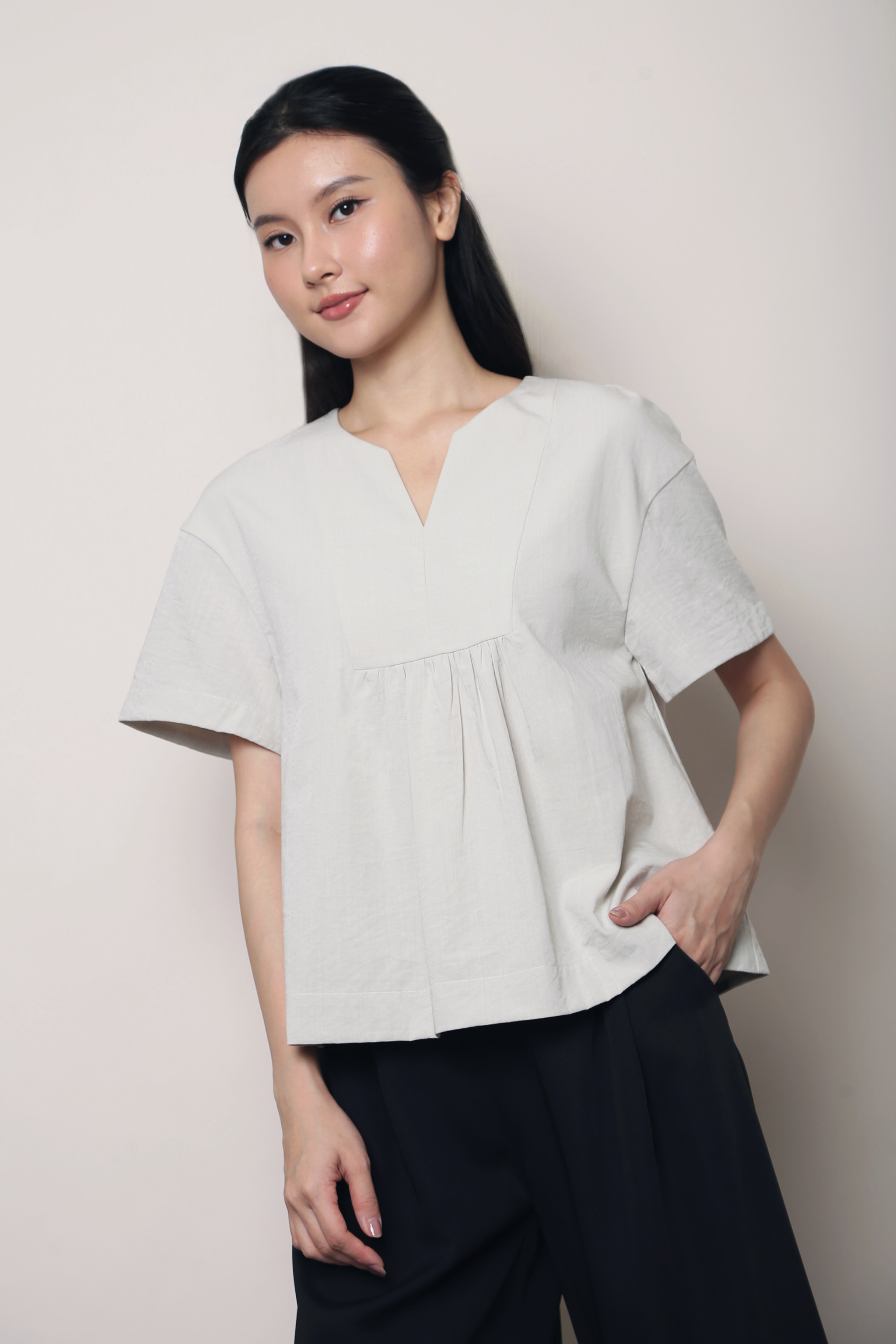 Tods V2 Notch Neck Top Oat (Restock)