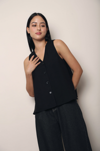 Windsor Button Down Swing Top Black