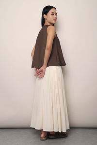 Windsor Button Down Swing Top Chestnut Brown