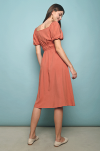 Domi Ruched Midi Dress Rust