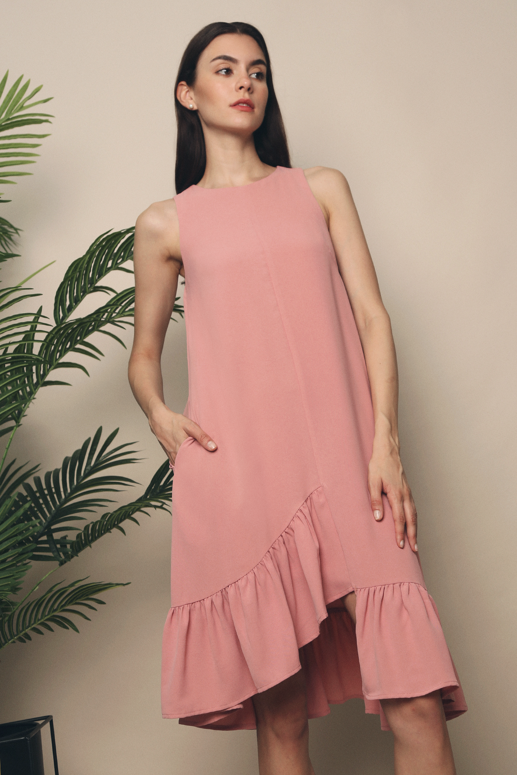 Como Ruffles Sleeveless Dress Rose