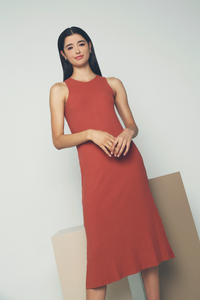 Gwendolyn Bare Minimal Midi Dress Rust (Restock)