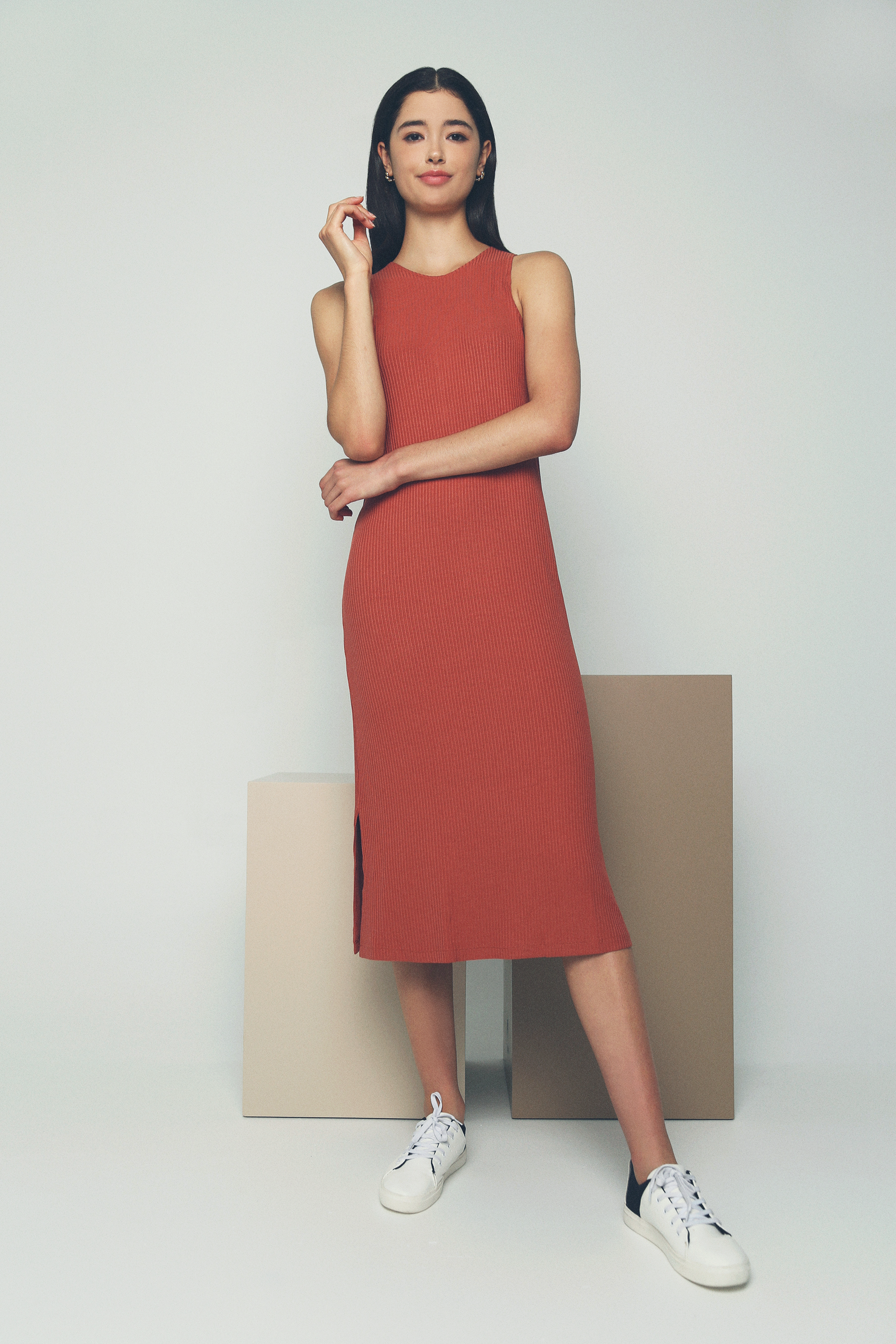 Gwendolyn Bare Minimal Midi Dress Rust (Restock)