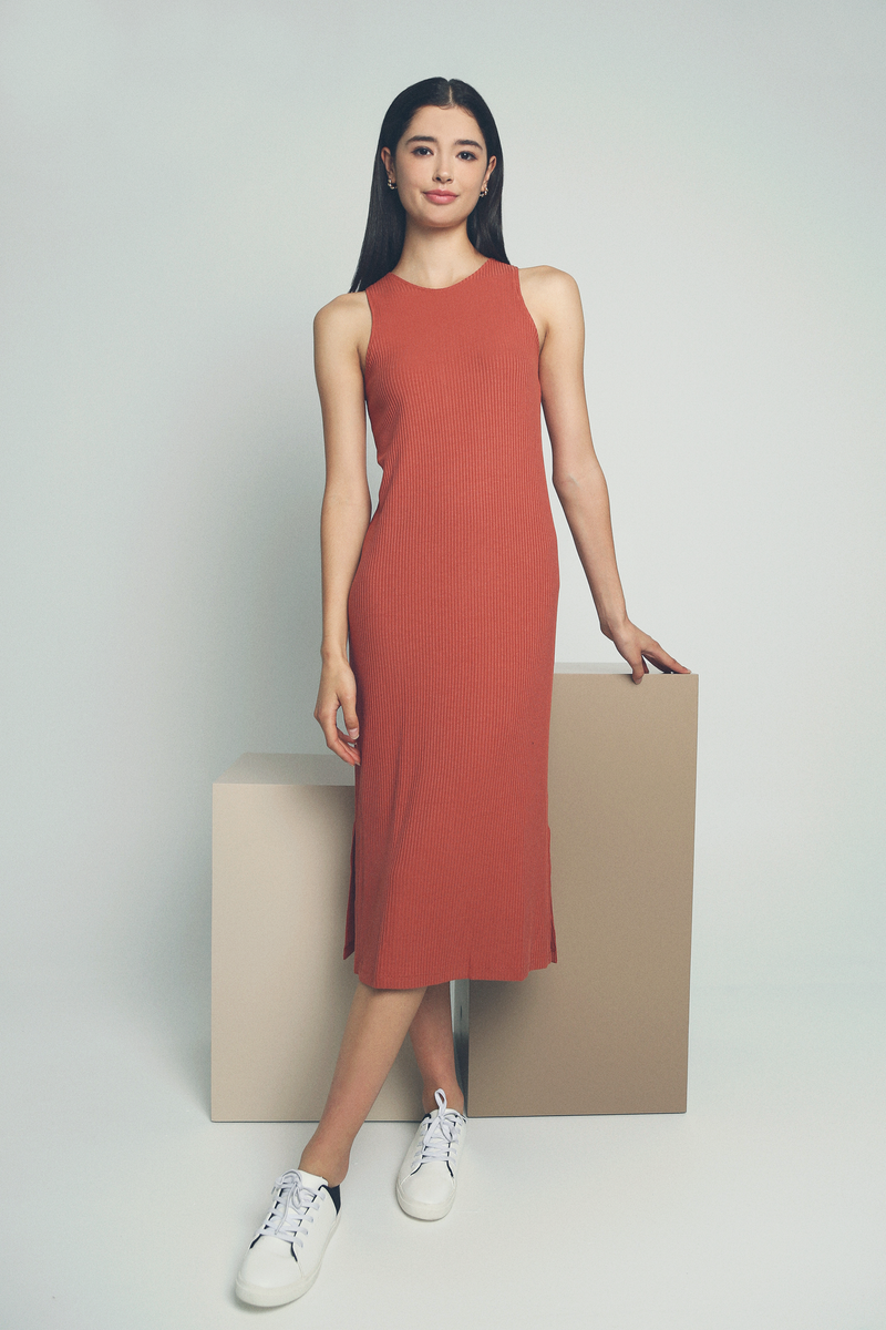 Gwendolyn Bare Minimal Midi Dress Rust (Restock)