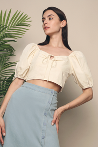 Tinna Sweetheart Cropped Top Cream