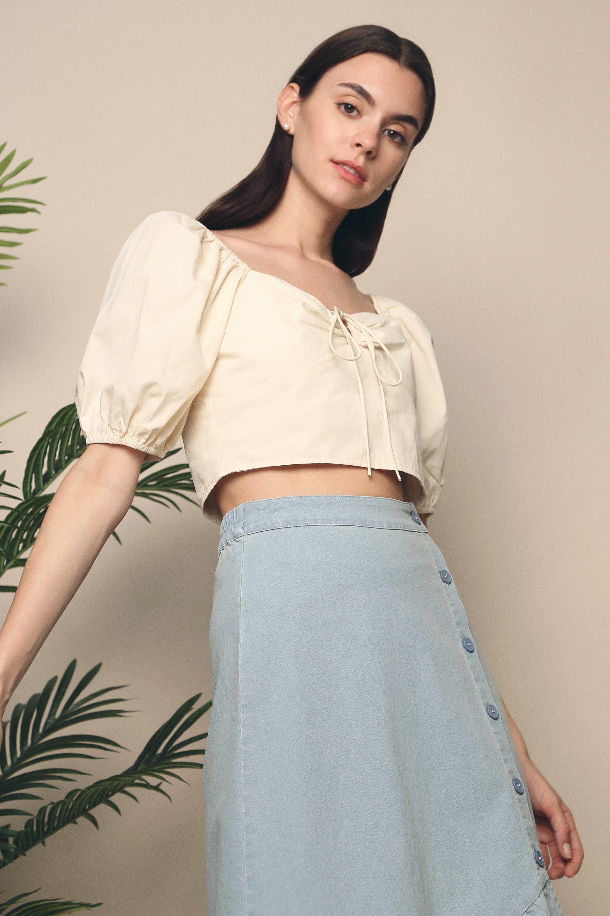 Tinna Sweetheart Cropped Top Cream