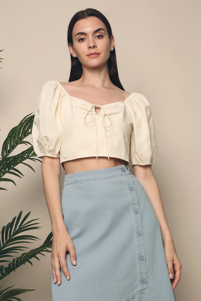 Tinna Sweetheart Cropped Top Cream